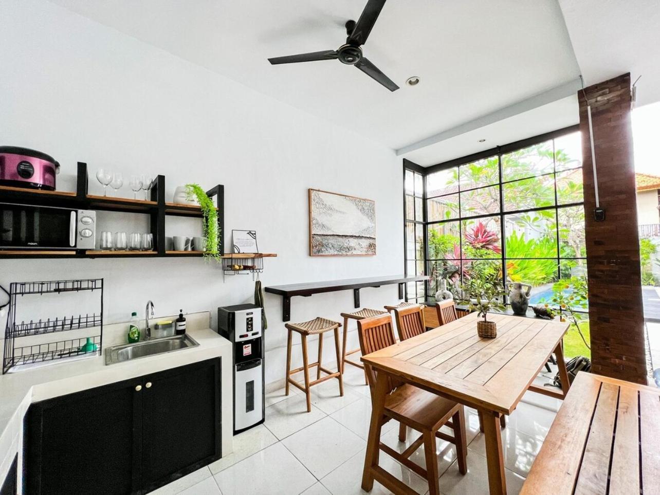 Island Boy Guesthouse T Prime Location In Canggu Exterior foto